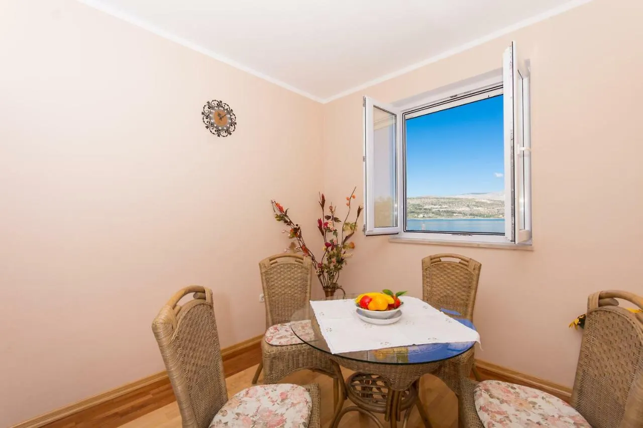 Luxury Apartment L&A Trogir